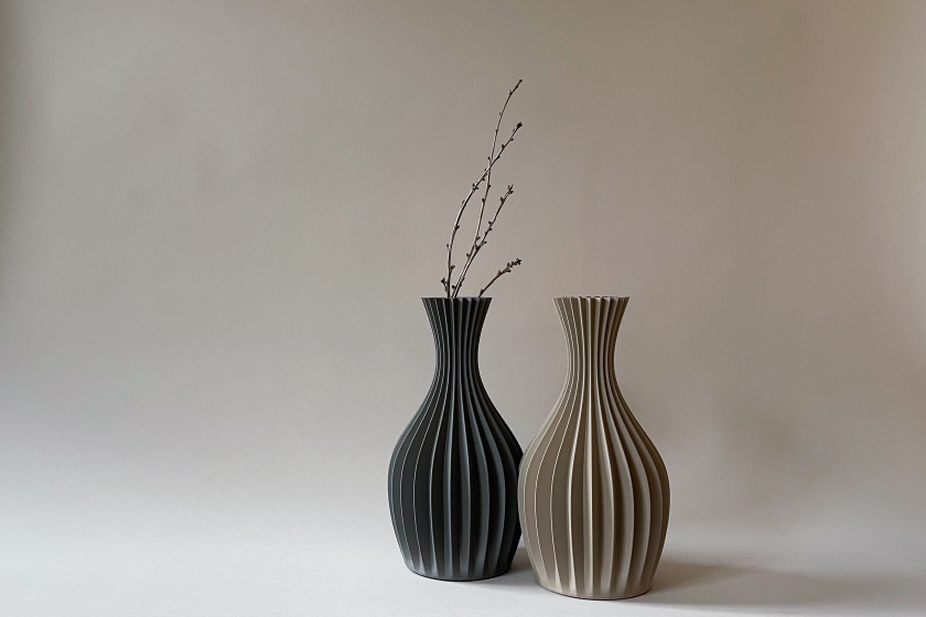 Sprout vase dark grey and earth